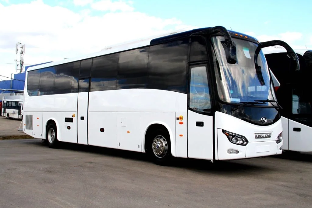  rent in dubai KingLong XMQ6127