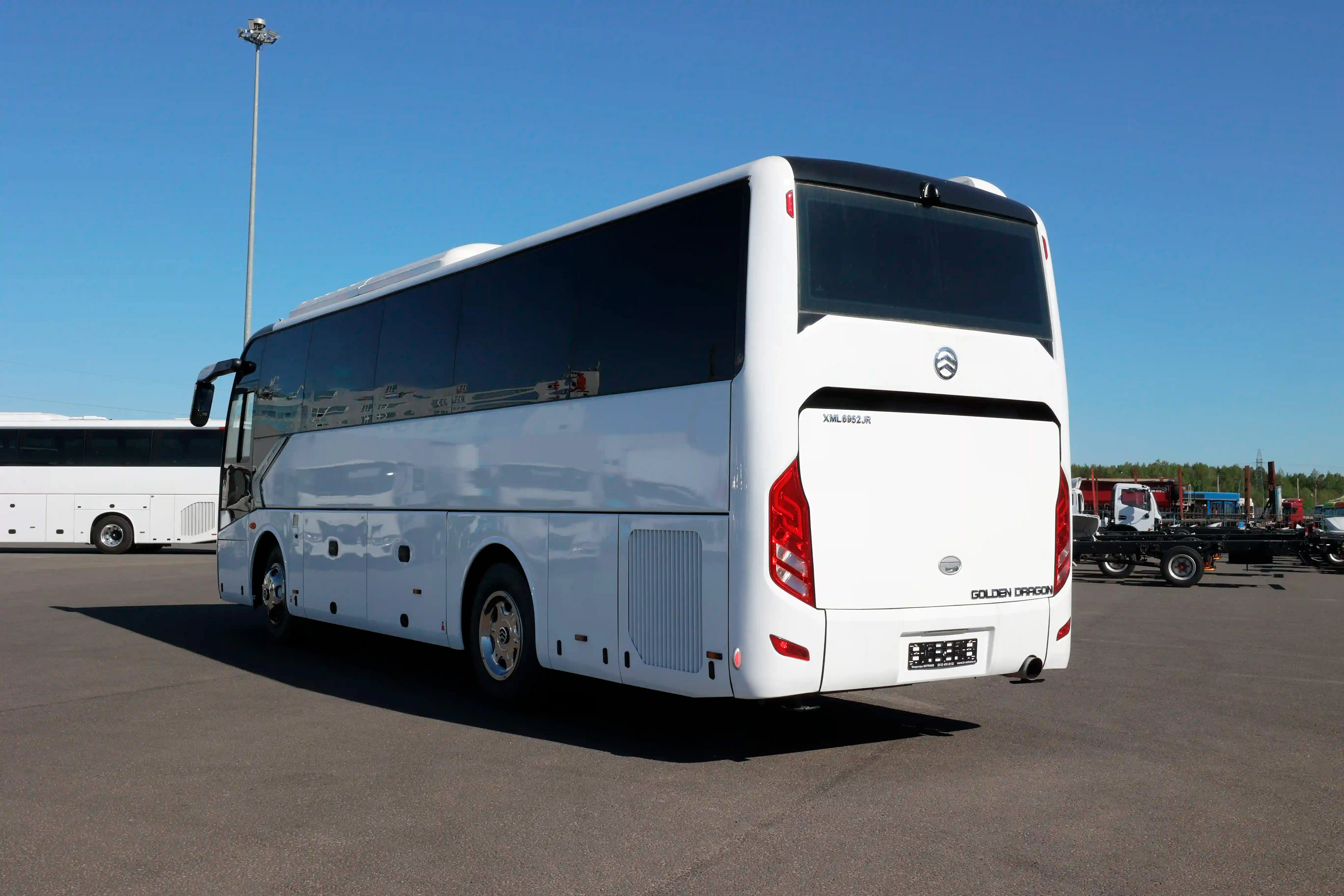 rent Golden Dragon XML6896-6957