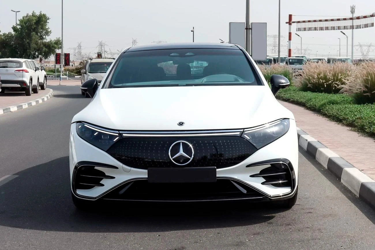 rent in Dubai Mercedes EQS